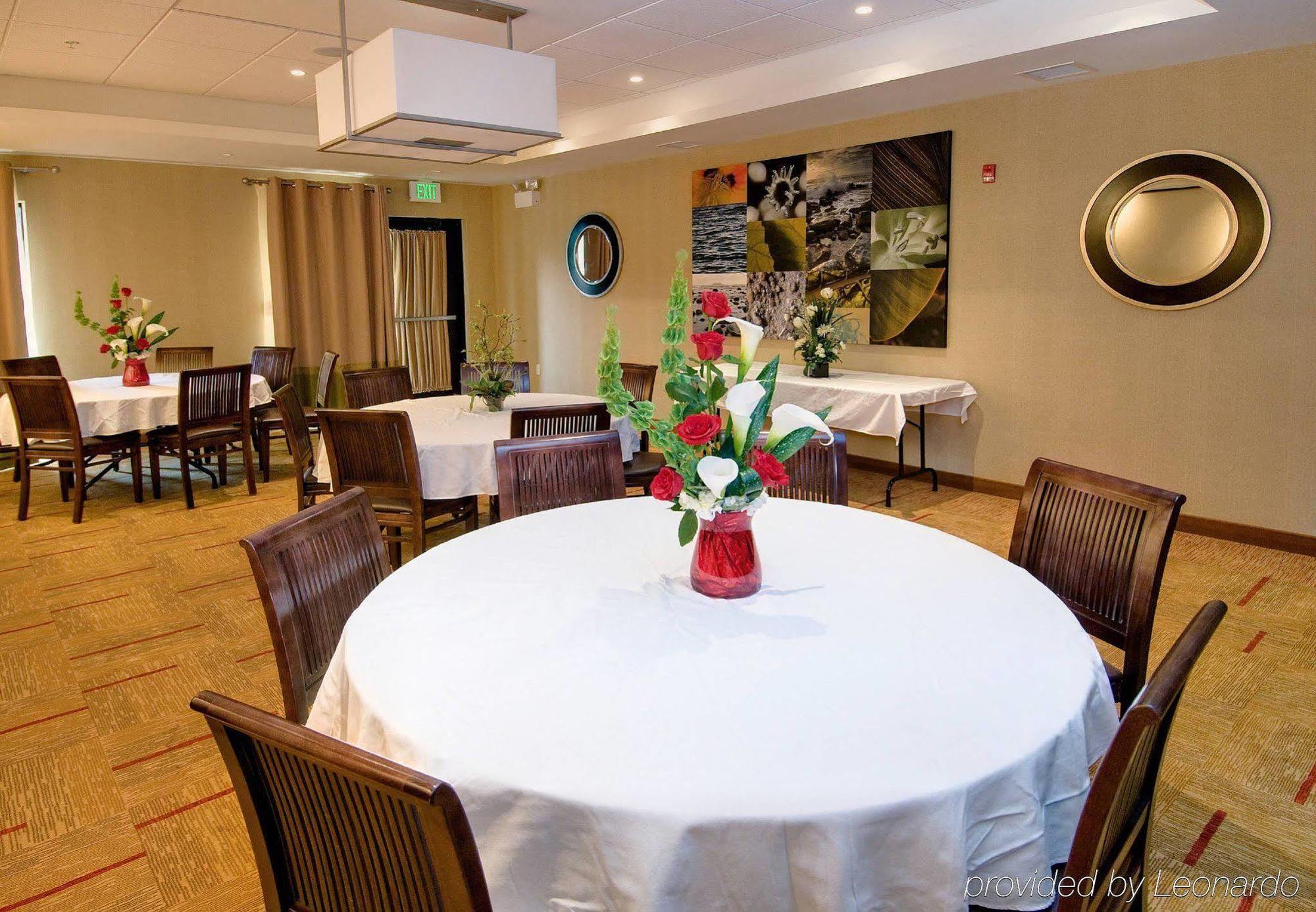 Courtyard By Marriott Waldorf Hotel Exterior foto